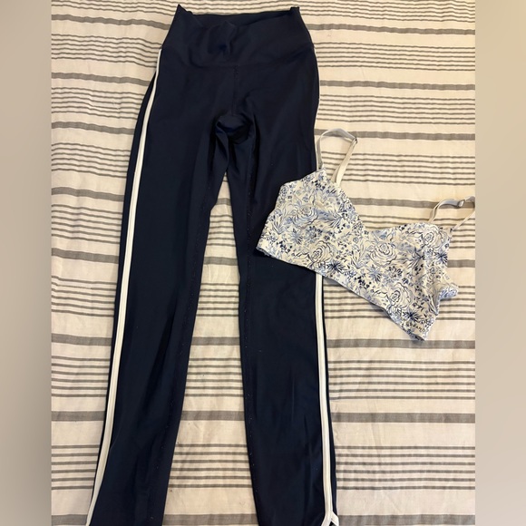 Workout Set - Picture 2 of 3